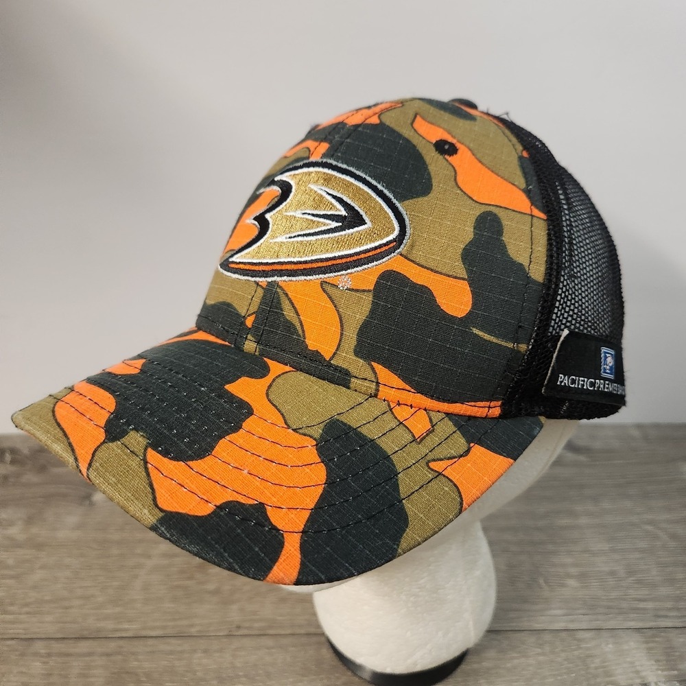 Anaheim Mighty Ducks NHL Hockey Promo Orange Camo Mesh Trucker Hat Snapback